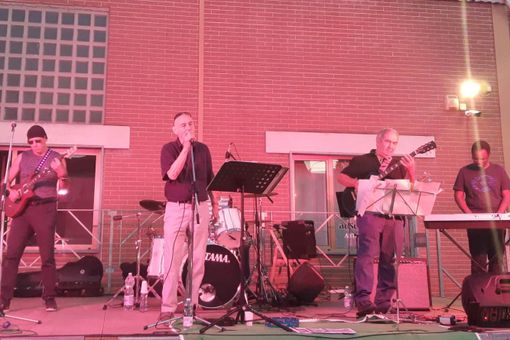 Il gruppo astigiano “Marasma Rock in concerto per la Pegaso Il gruppo astigiano “Marasma Rock in concerto per la Pegaso