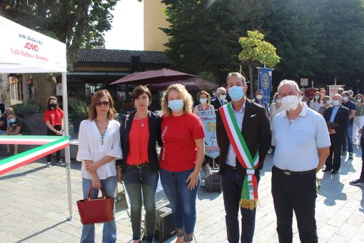 Due momenti della presentazione del nuovo gazebo ADMO