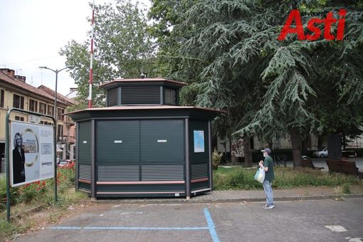 Una casetta mangia smog installata nel piazzale De Andrè Una casetta mangia smog installata nel piazzale De Andrè
