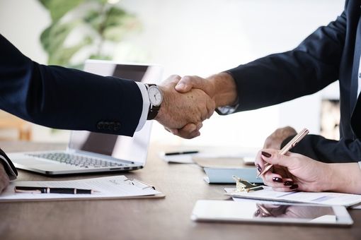 Firmato il CCNL per i dipendenti delle Autonomie Locali