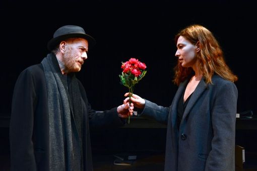 'Le leggi della gravità' di Gabriele Lavia', apre la stagione del Teatro Alfieri di Asti