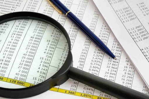 Tempi di pagamento Comuni-imprese, 40 giorni di media per saldare fatture. Il 55,1% dei Comuni paga oltre i termini Tempi di pagamento Comuni-imprese, 40 giorni di media per saldare fatture. Il 55,1% dei Comuni paga oltre i termini