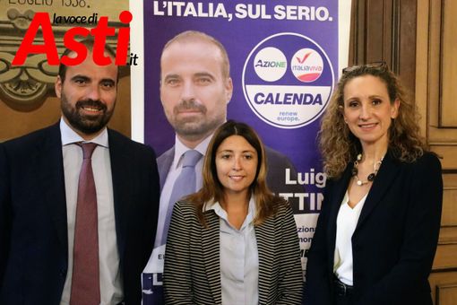 Nella foto (ph. Merfephoto - Efrem Zanchettin) il capolista On. Luigi Marattin con le candidate Astigiane Francesca Basso e Barbara Baino