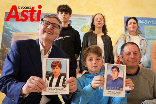 Nell'immagine (ph. Merfephoto - Efrem Zanchettin come per tutte la altre che compongono questa galleria fotografica), il presidente Mario Sacco, fratello dello scomparso Giovanni, con la nipote e i figli di quest'ultima. Con loro, alla sinistra del bambino, il creatore della manifestazione Andrea Morando
