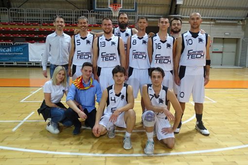 Le 2 formazioni finaliste del 20° Torneo dei Borghi di Basket e Andrea Rasero di Tanaro autore del primo canestro dell'edizione 2023