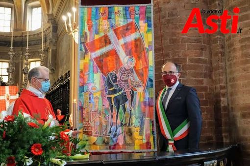 Offerta del Palio alla Collegiata (2021 MerfePhoto) Offerta del Palio alla Collegiata (2021 MerfePhoto)