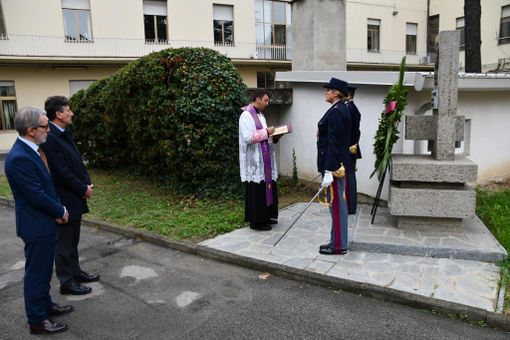 Anche in Questura ad Asti, si commemora il 4 novembre. Deposizione corona ai Caduti