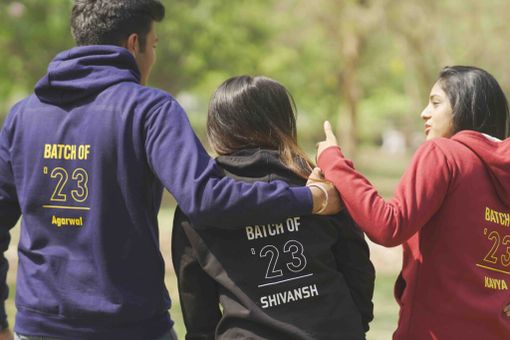 Gedshop.it, assistenza grafica, opzione di spedizione gratuita e preventivi online su abbigliamento e gadget personalizzati