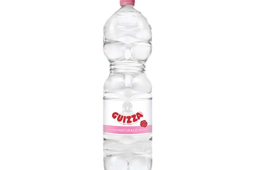 Una bottiglia di Acqua Guizza
