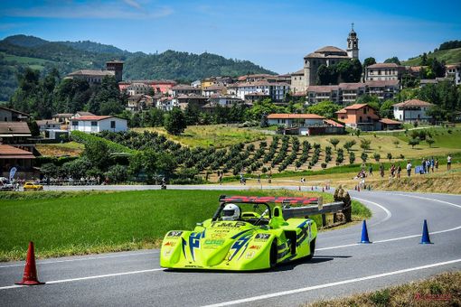 Domenica 8° slalom Bubbio Cassinasco, organizzato da 'Supergara' di Alba Domenica 8° slalom Bubbio Cassinasco, organizzato da 'Supergara' di Alba