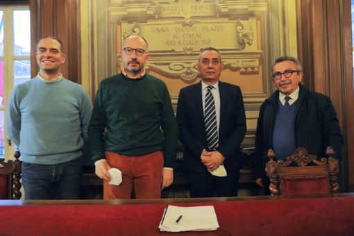 Firmato in Comune patto di fratellanza dai candidati sindaco della città di Asti Firmato in Comune patto di fratellanza dai candidati sindaco della città di Asti