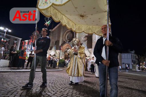 Le immagini della celebrazione nella galleria fotografica di Efrem Zanchettin