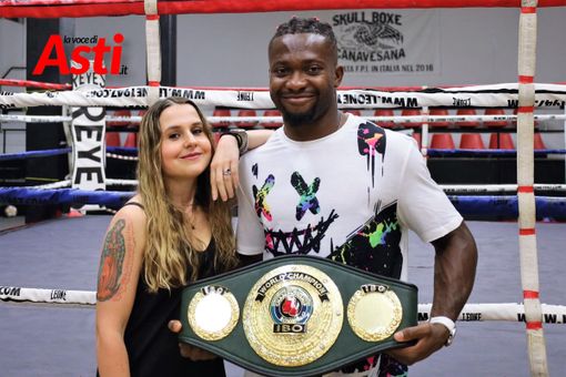 Ieri grande festa al CDC di Asti per Etinosa "El Chapo" Oliha Ieri grande festa al CDC di Asti per Etinosa "El Chapo" Oliha