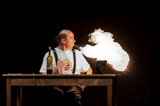 Sta per entrare nel vivo la “Mezza Stagione” del Teatro Municipale di Costigliole d’Asti