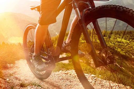 In occasione del Bagna Cauda Day, si pedala tra le vigne del Ruchè
