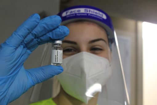 Vaccini, il Piemonte sospende la somministrazione di Johnson&amp;Johnson agli under 60