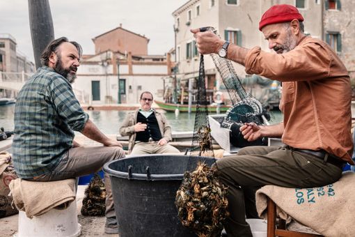 In sala Pastrone di Asti doppia programmazione con 'Welcome Venice' e 'Il collezionista di carte' [TRAILER]