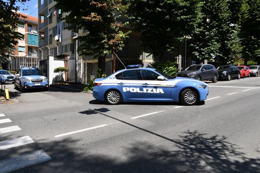 Extracomunitario dà in escadescenze e davasta un bar nei pressi della Stazione: arrestato dalla Polizia