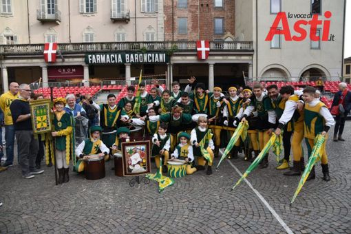 La Sbandierata del Santo premia il Borgo San Lazzaro La Sbandierata del Santo premia il Borgo San Lazzaro