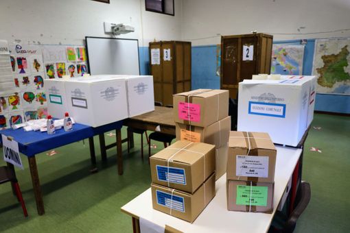 Amministrative 2022, lunga attesa per i risultati di Asti. I candidati commentano il quadro davanti ai nostri microfoni (IN AGGIORNAMENTO) Amministrative 2022, lunga attesa per i risultati di Asti. I candidati commentano il quadro davanti ai nostri microfoni (IN AGGIORNAMENTO)