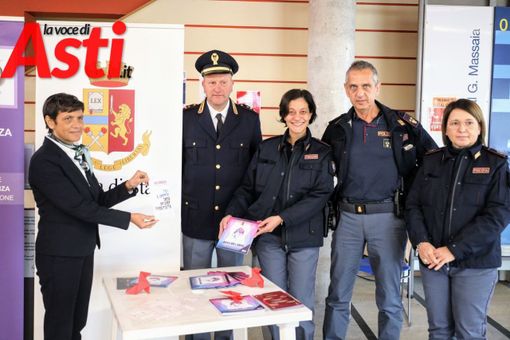 Un'immagine d'archivio della campagna antiviolenza della Polizia di Stato