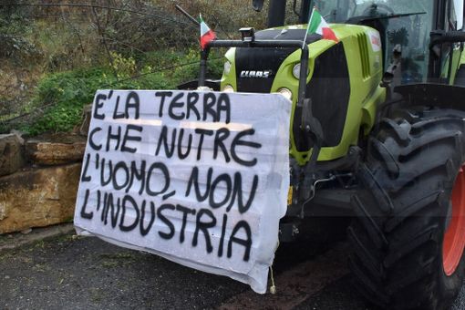 Gli agricoltori astigiani giunti ieri a Sanremo (Sanremonews)