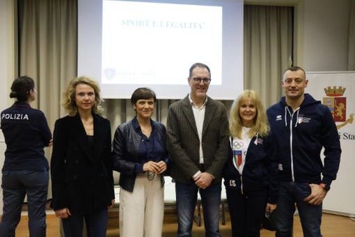 Alcuni intervenuti con il questore Marina Donato