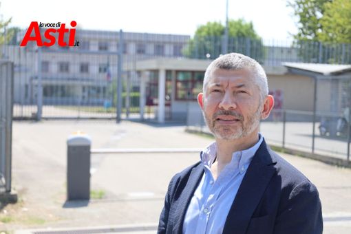 L'On. Scalfarotto ritratto (ph. Merfephoto) in occasione di una sua visita al carcere di Asti