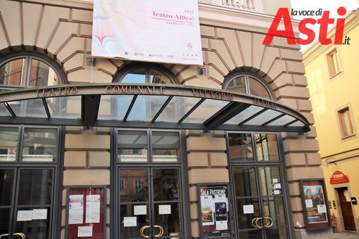 Questa sera si "fa luce" sul mondo del teatro con l'iniziativa nazionale di U.N.I.T.A. Questa sera si "fa luce" sul mondo del teatro con l'iniziativa nazionale di U.N.I.T.A.