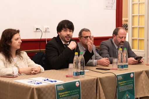 Ambiente, la proposta del M5S: “Sostegno a fondo perduto per la progettazione delle comunità energetiche”