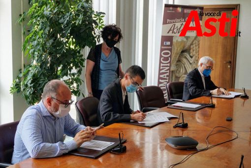 Il sindaco Rasero e il presidente Lanfranco ritratti nel corso della conferenza stampa in Provincia (Ph. Efrem Zanchettin - MerfePhoto) Il sindaco Rasero e il presidente Lanfranco ritratti nel corso della conferenza stampa in Provincia (Ph. Efrem Zanchettin - MerfePhoto)