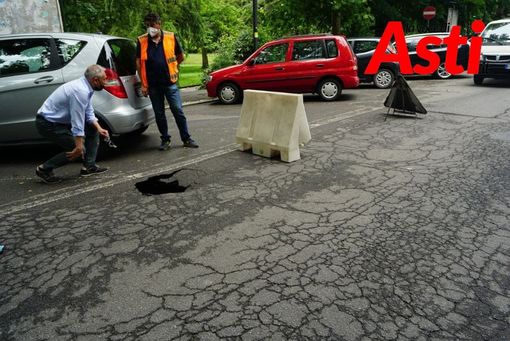 Voragine di via Rosselli: i lavori di ripristino termineranno entro la fine della prossima settimana Voragine di via Rosselli: i lavori di ripristino termineranno entro la fine della prossima settimana
