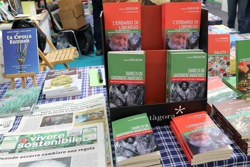 Presentato al Salone del Libro di Torino il nuovo libro di Libereso, “Diario di un giardiniere anarchico” Presentato al Salone del Libro di Torino il nuovo libro di Libereso, “Diario di un giardiniere anarchico”