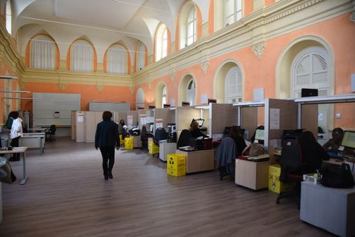 L'Ufficio Anagrafe in una foto d'archivio L'Ufficio Anagrafe in una foto d'archivio