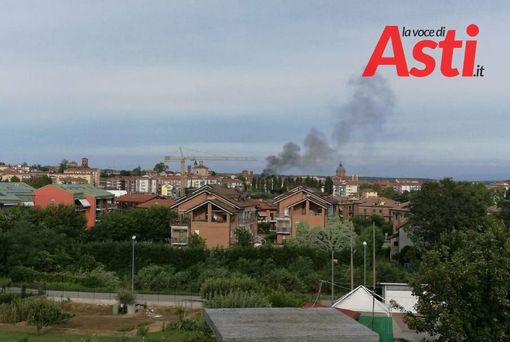 Asti: ancora un rogo al campo nomadi di via Guerra