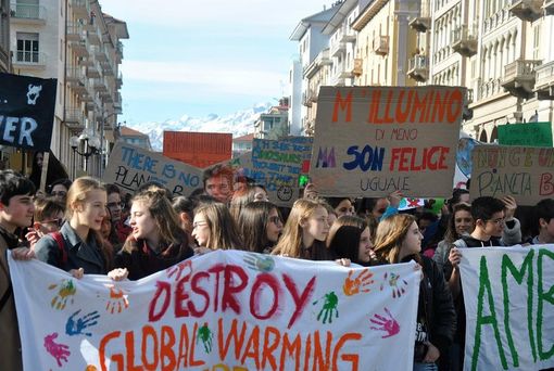 Anche i Fridays for Future Asti contro Datteln 4: &quot;Il cambiamento è qui, siamo al punto di non ritorno&quot;