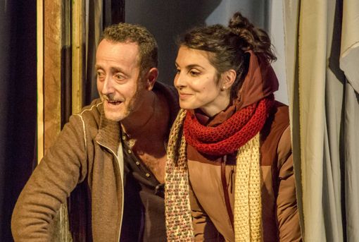 Un classico di Neil Simon per la prosa di Moncalvo: in scena "Un giardino di aranci fatto in casa"