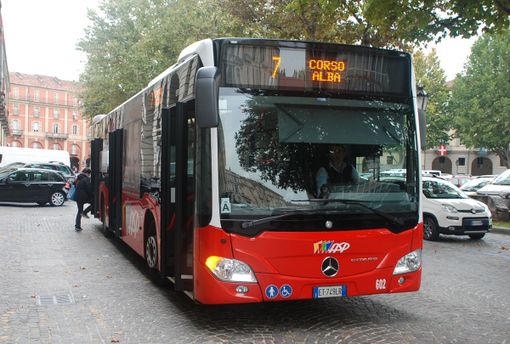 Mascherine obbligatorie sugli autobus di Asp