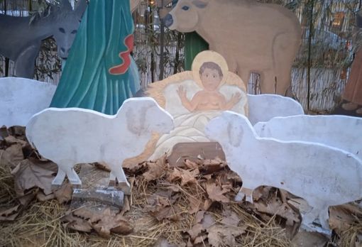 È "tornato" il Bambin Gesù del presepe di Montegrosso. I responsabili smascherati dalle telecamere È "tornato" il Bambin Gesù del presepe di Montegrosso. I responsabili smascherati dalle telecamere