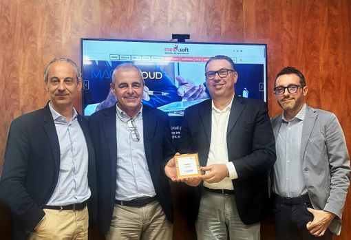 Al centro i titolari di Measoft srl, Davide Fornaca e Giorgio Cerruti, con i referenti Zucchetti