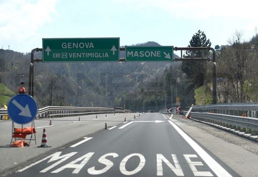 &quot;I pedaggi sul tratto alpino della Torino-Savona e nel tratto dell'Autostrada dei Fiori che da Genova scende verso Savona, siano gratuiti a luglio e agosto&quot;. Lo chiede l'Uncem