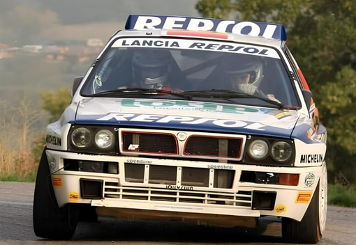 Una delle auto da rally che saranno protagoniste dell'evento Una delle auto da rally che saranno protagoniste dell'evento