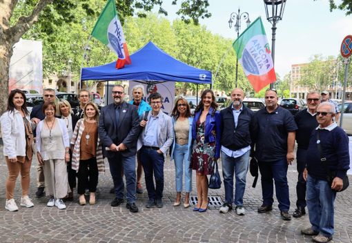 Diego Fusaro di Ancora Italia ad Asti per il candidato sindaco Tomasini (immagini Merphefoto)