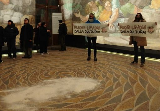 Un momento dell' azione dimostrativa (Mantova Uno)