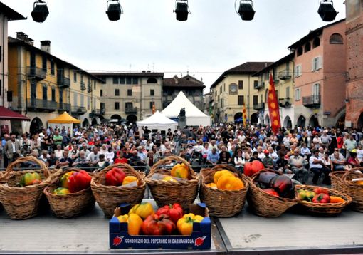 Al via venerdì 2 settembre la 73ª Fiera Nazionale del Peperone di Carmagnola Al via venerdì 2 settembre la 73ª Fiera Nazionale del Peperone di Carmagnola