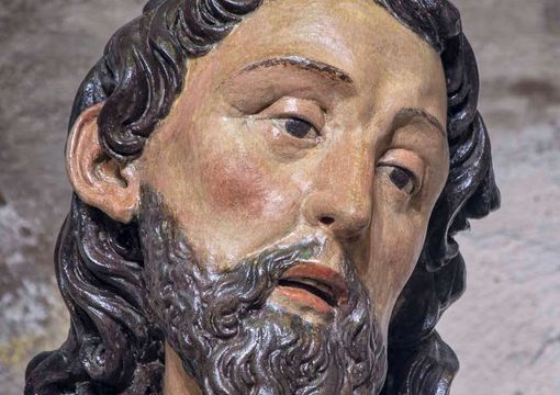 Particolare della raffigurazione scultorea seicentesca di San Rocco, una delle foto della mostra Particolare della raffigurazione scultorea seicentesca di San Rocco, una delle foto della mostra