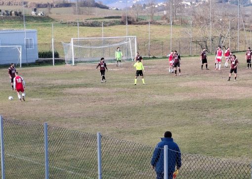 Pareggio a reti inviolate nel derby tra Calliano e Moncalvo Pareggio a reti inviolate nel derby tra Calliano e Moncalvo