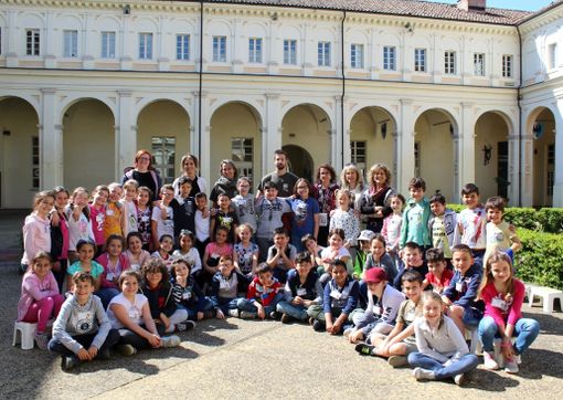 Foto di gruppo dopo la visita al museo