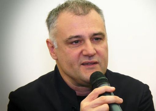 Lucio Pellegrini e Laura Calosso per “Il maggio degli Astigiani in Biblioteca” Lucio Pellegrini e Laura Calosso per “Il maggio degli Astigiani in Biblioteca”