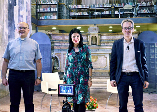 Santi Comuni: il primo “made in Italy” televisivo dei santi e dei loro territori Santi Comuni: il primo “made in Italy” televisivo dei santi e dei loro territori